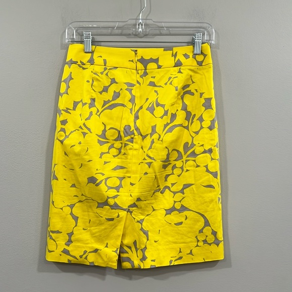 J. Crew Yellow/Purple Pencil Skirt 0 EUC - Picture 3 of 3